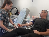 ЭНЕРГЕТИКИ СДАЮТ КРОВЬ ЗАЩИТНИКАМ ДОНБАССА