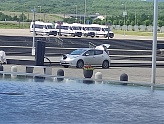 МАШИНЫ ВЫСТРОИЛИСЬ В РЯД